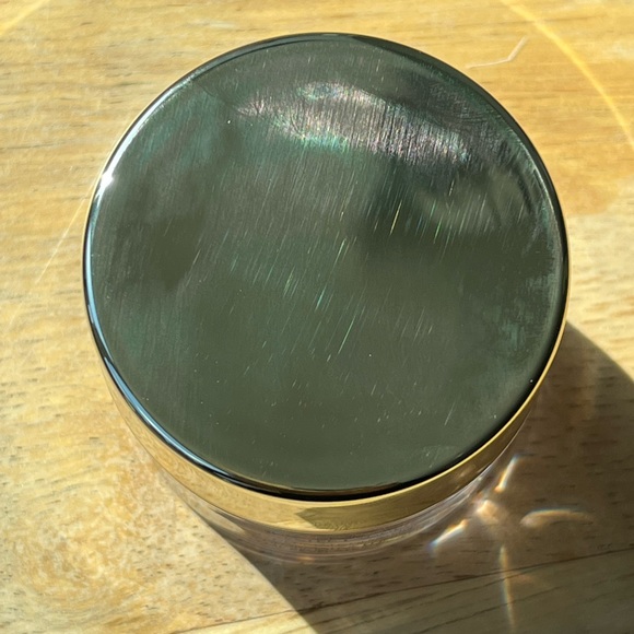 Re-Nutriv Estēe Lauder Ultimate Diamond Energy Creme Size .5 OZ. - Picture 4 of 6